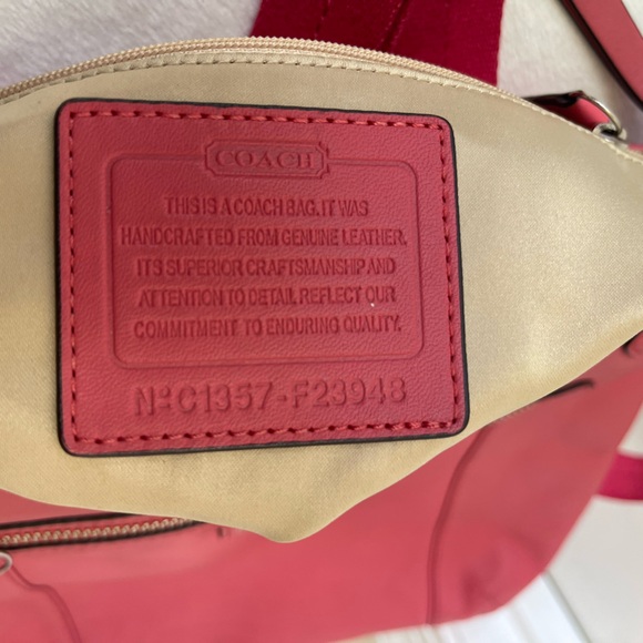 Coach Coral Crossbody Bag EUC - Picture 9 of 16